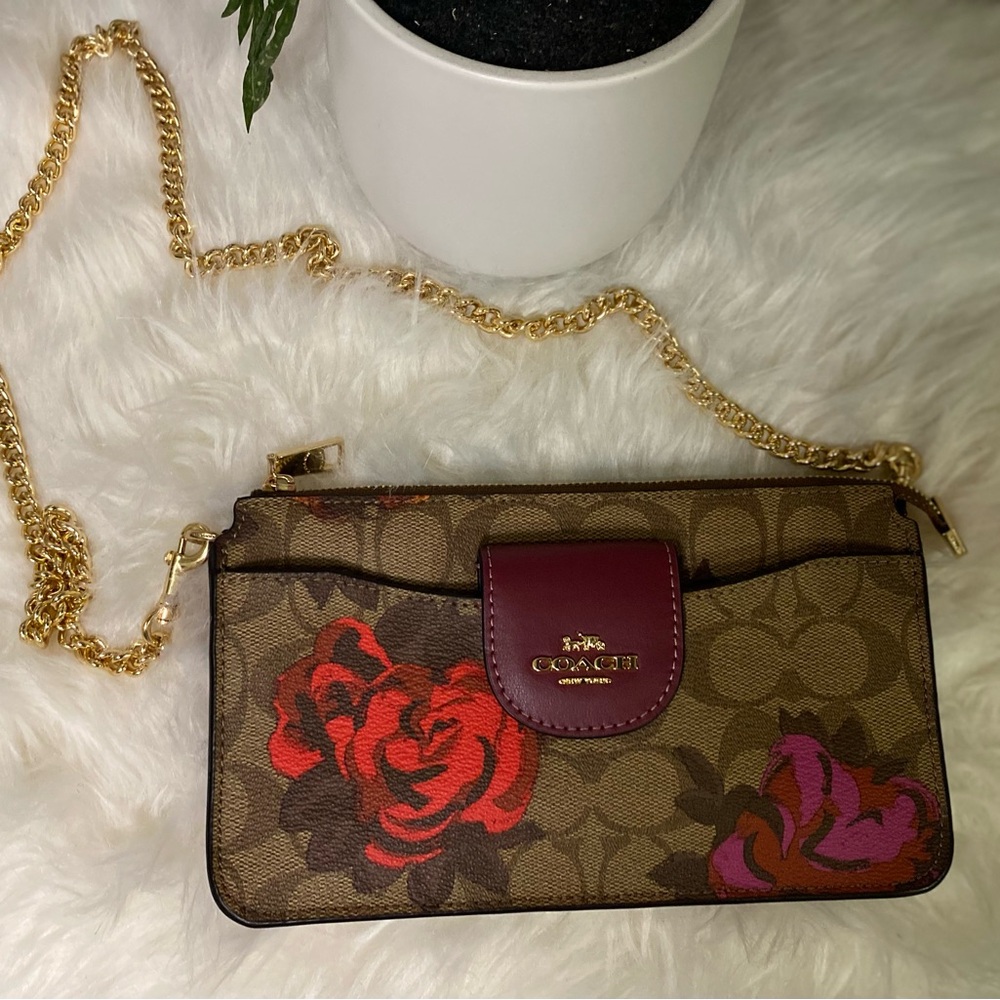Pre-Owned Leather Coach Poppy Handbag